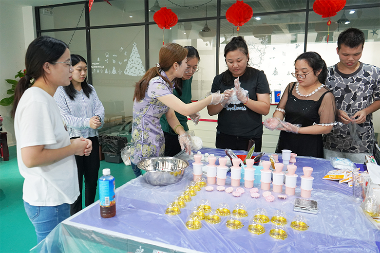 月圆中秋 · 集体庆生 | 温馨九月，迎佳节，贺生辰，共团圆！